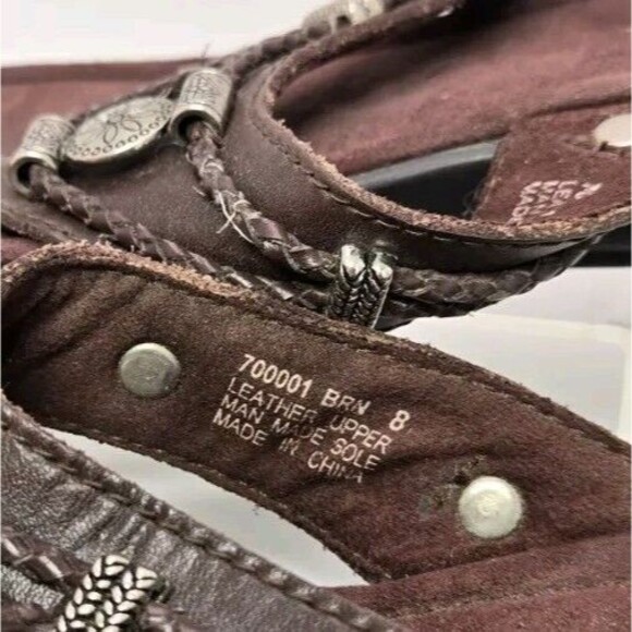 MinneTonka Silverthorne Brown Leather Sandals Flip Flops Thongs Women Size 8 - Picture 11 of 14